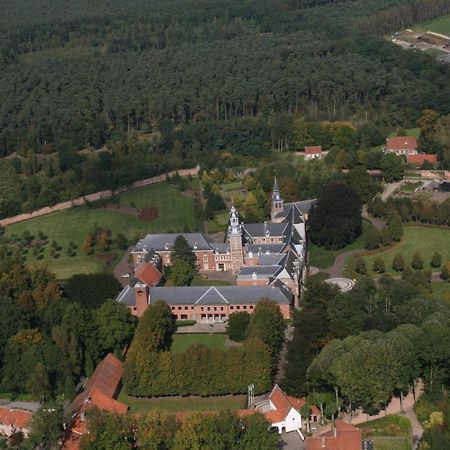 De Vrolijcke Bosmuis Bed and Breakfast Bergeijk Exterior foto